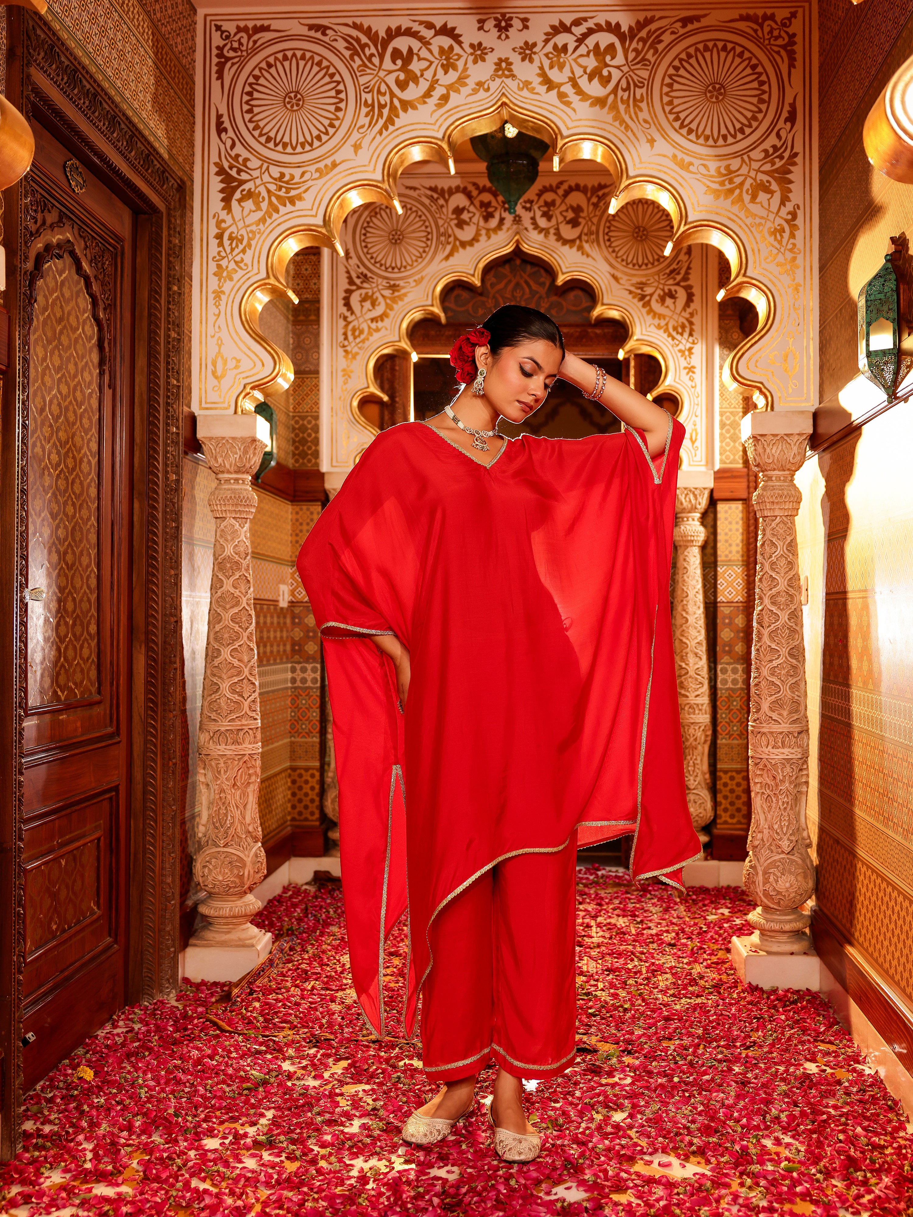 Nivara Solid Muslin Kurta Set