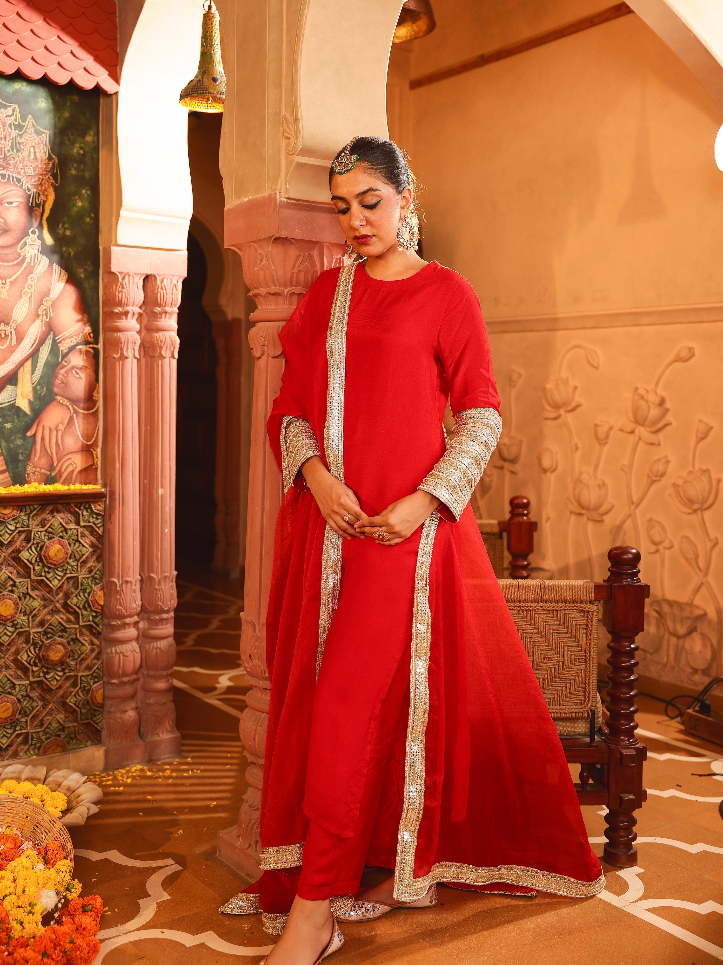 Ameya Solid Muslin Suit Set