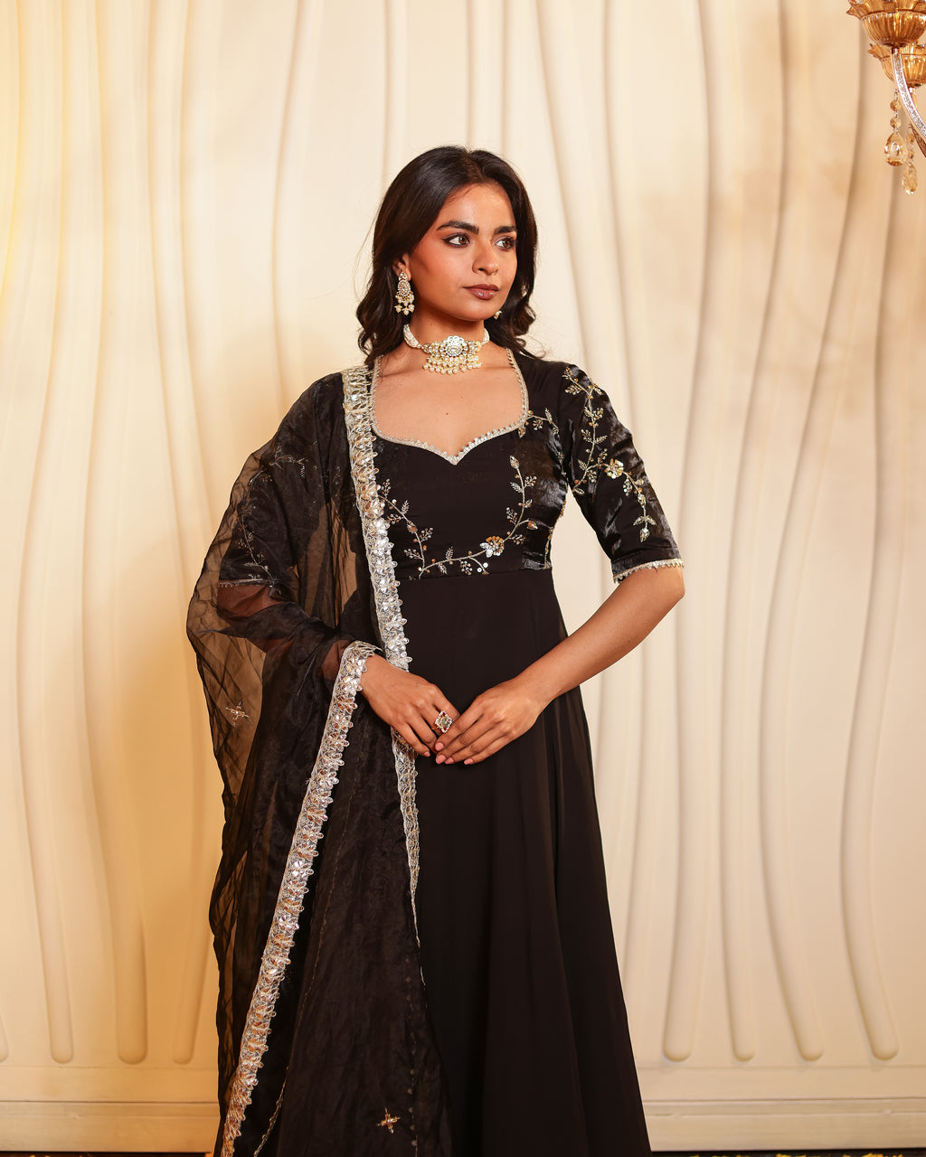 Naina Handwork Suit Set