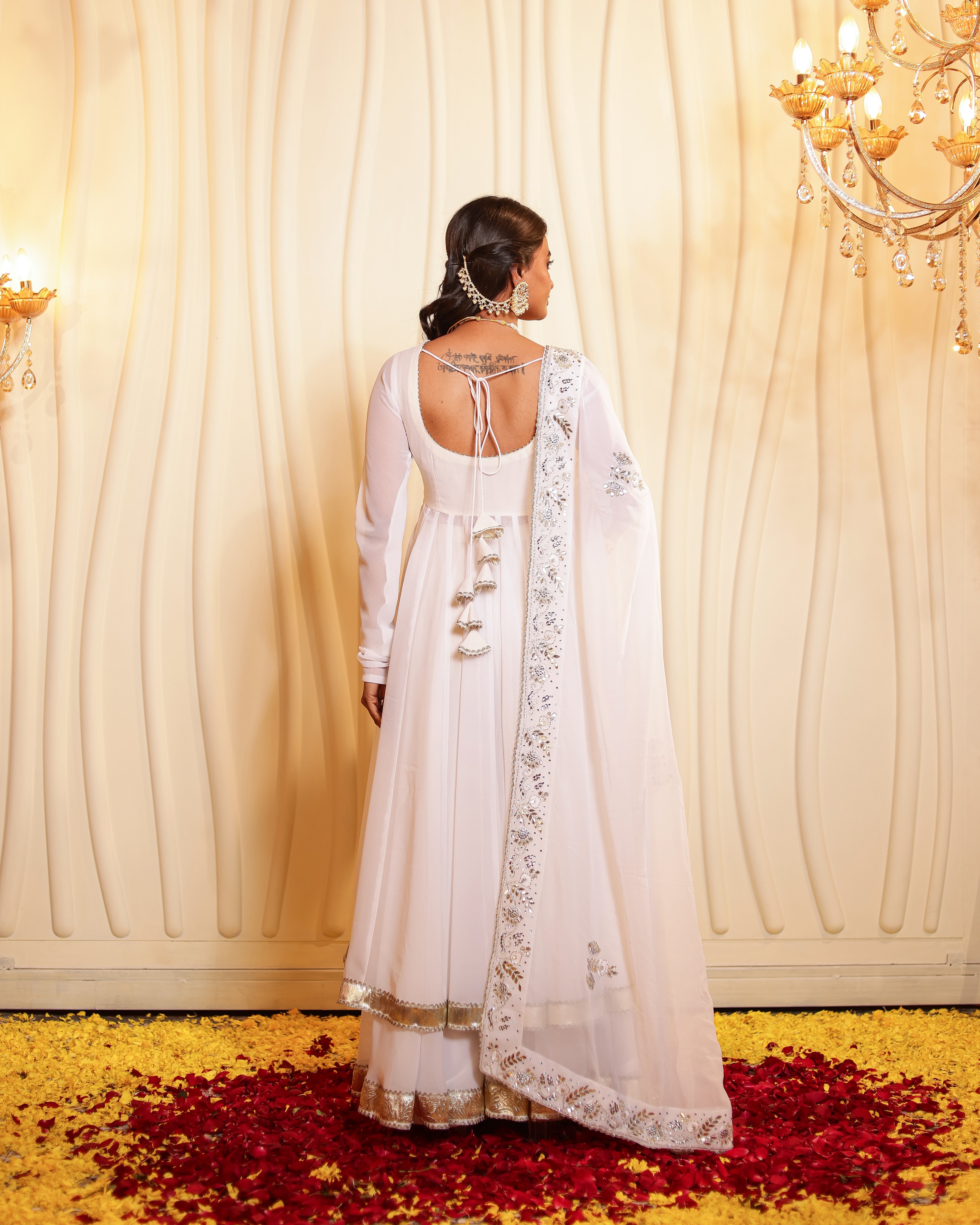 Paro Handwork Suit Set