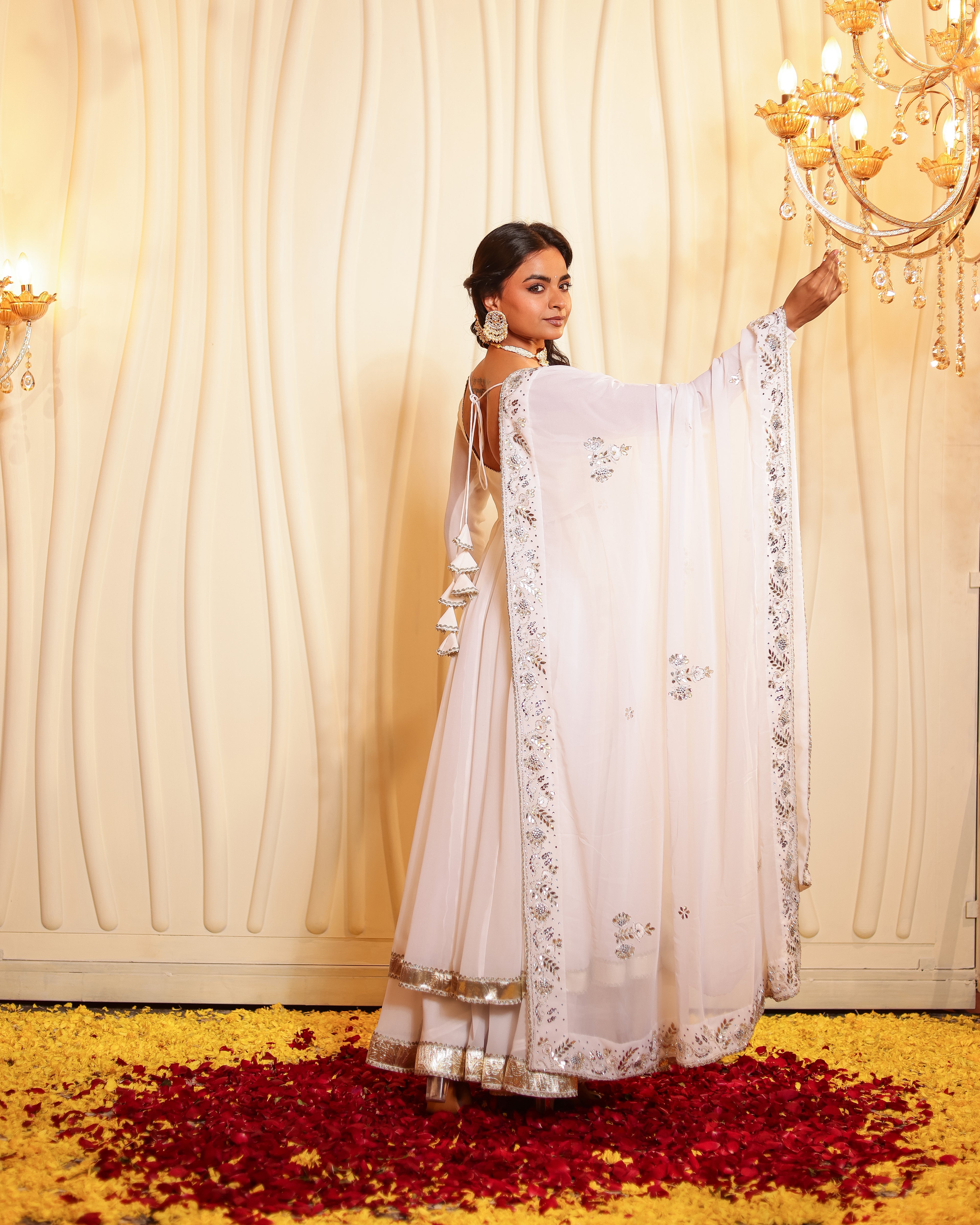 Paro Handwork Suit Set