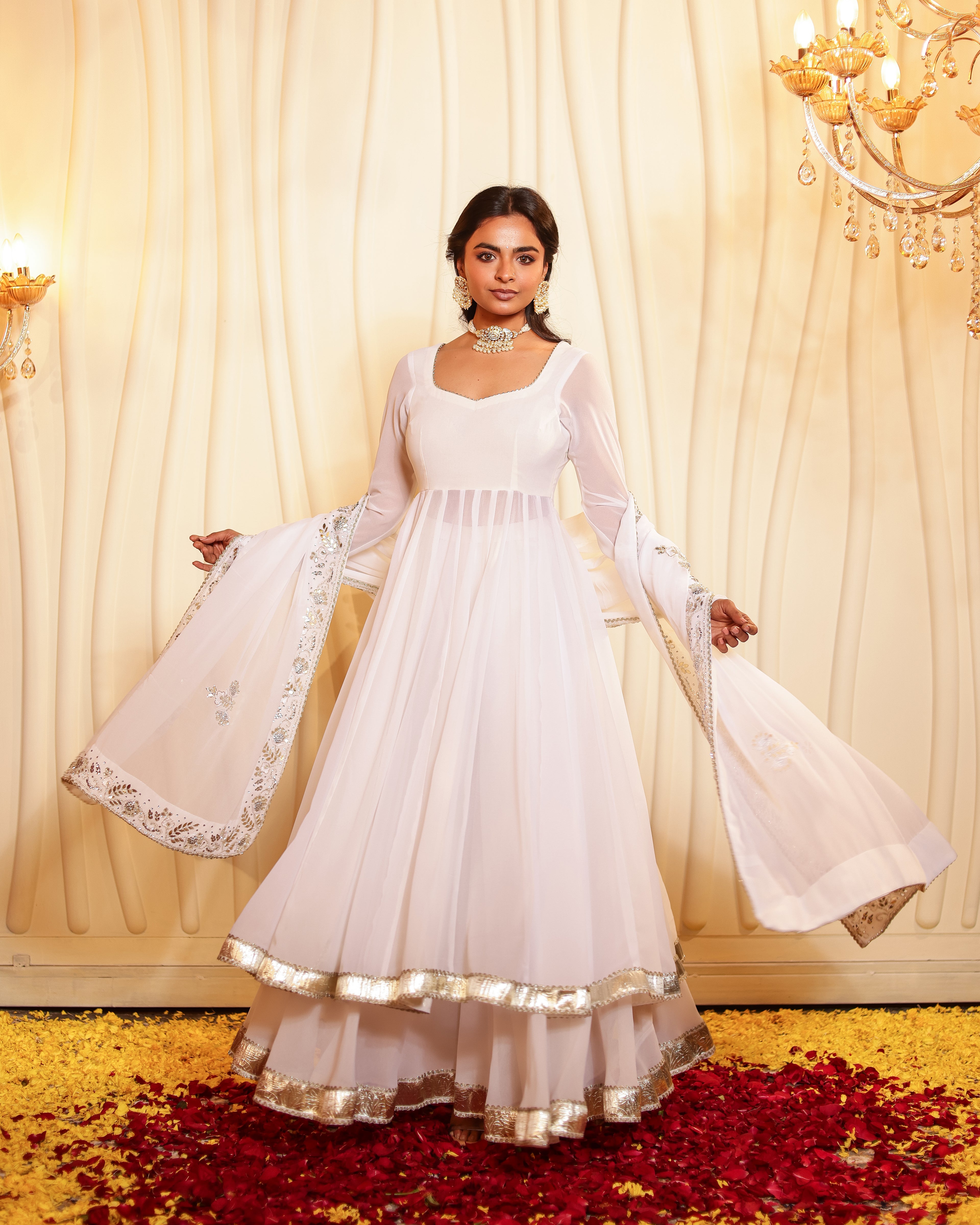 Paro Handwork Suit Set