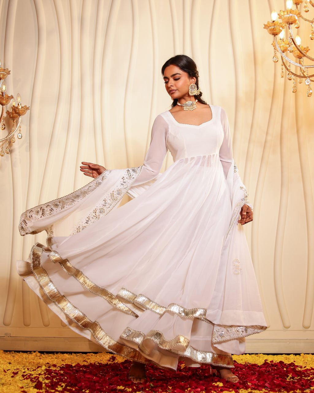 Paro Handwork Suit Set