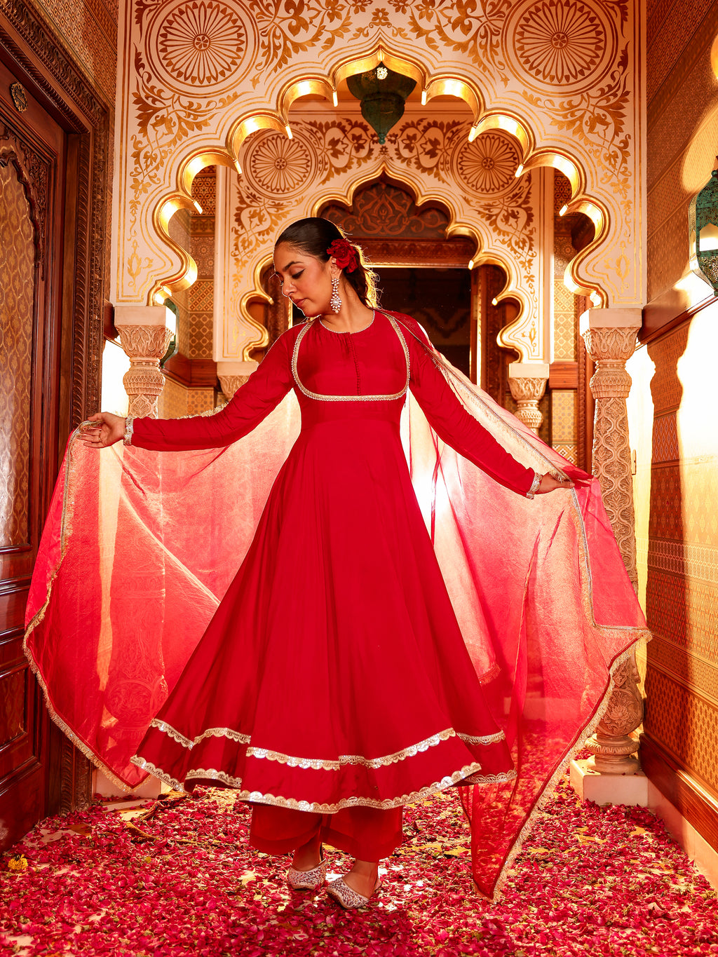 Chandrika Solid Muslin Suit Set