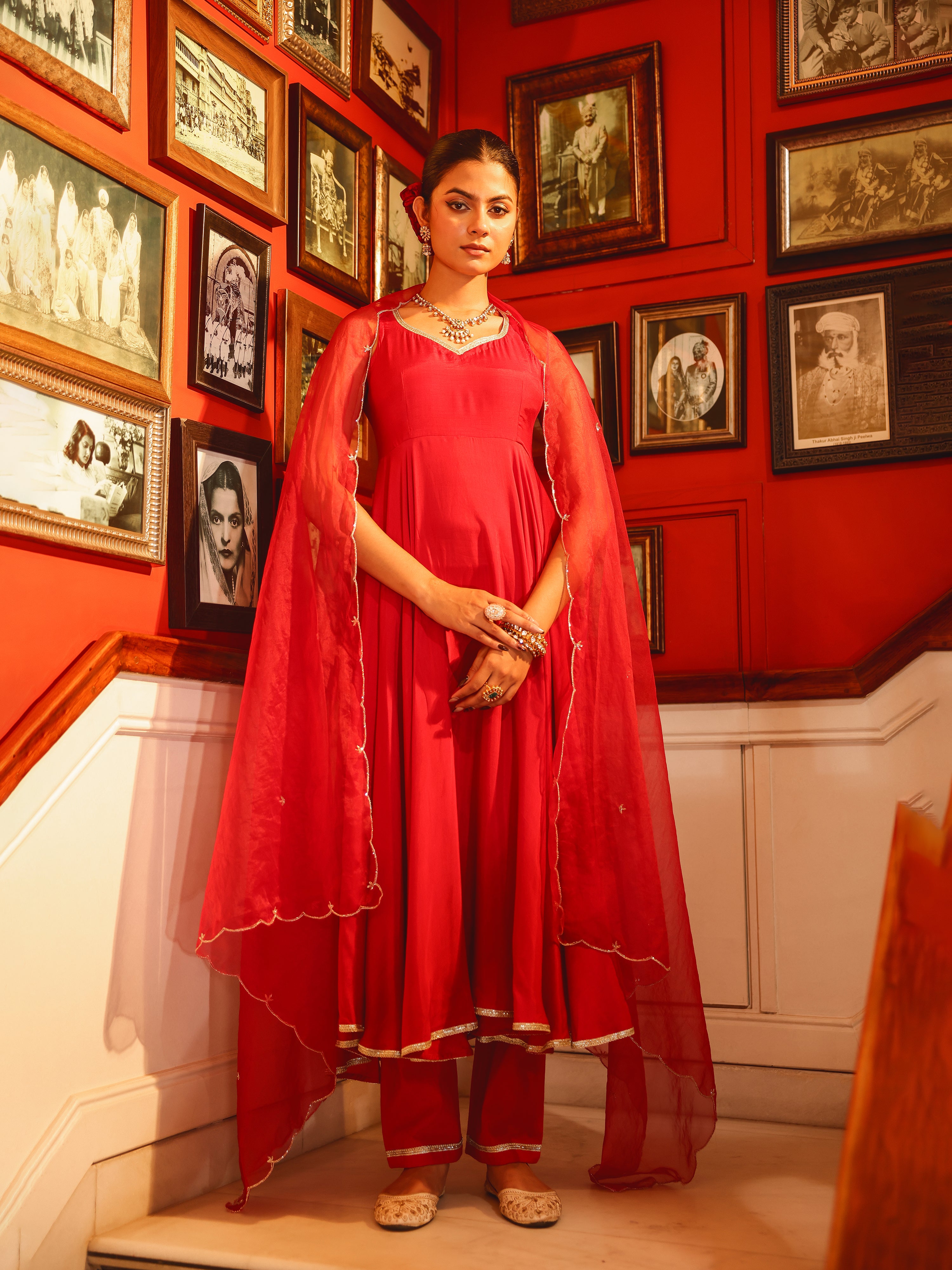 Tivara Solid Muslin Suit Set