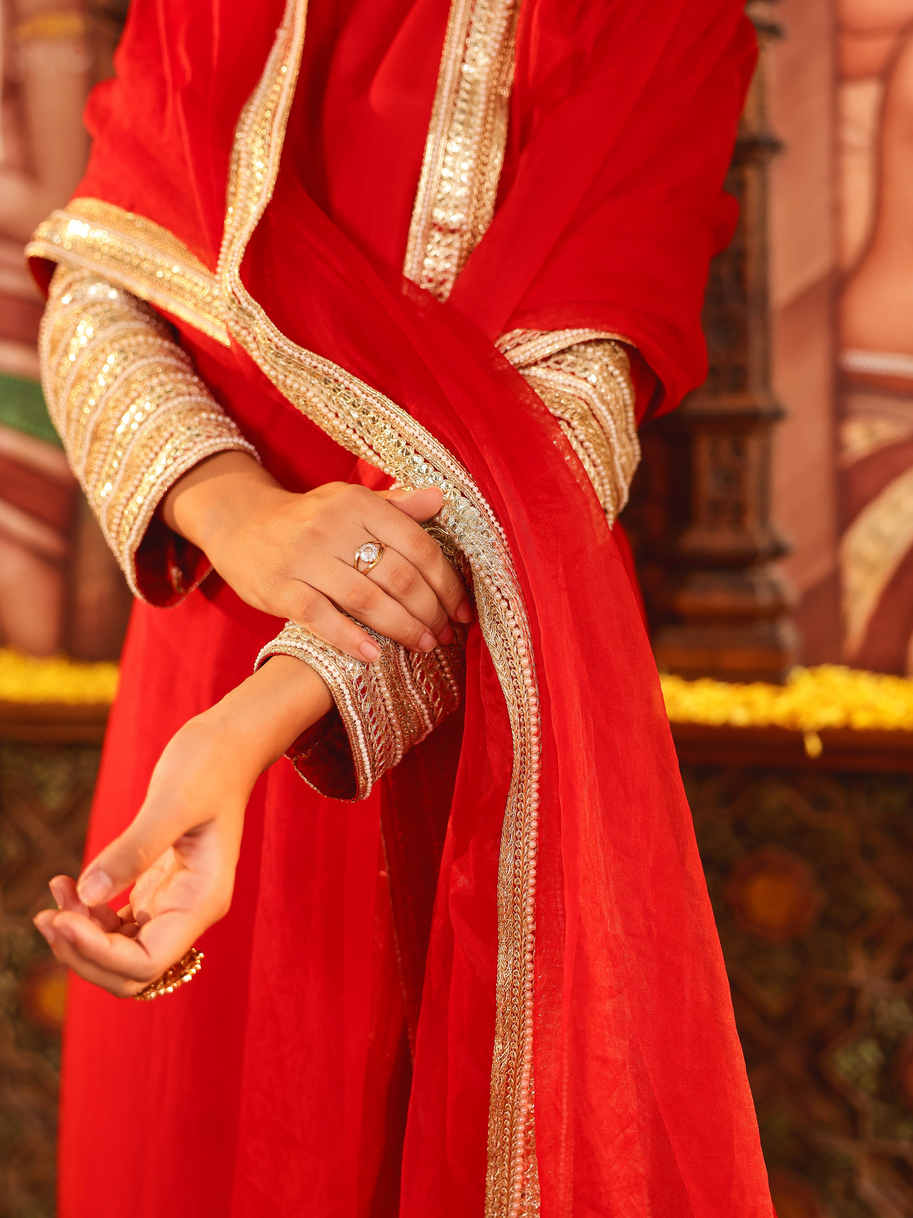 Ameya Solid Muslin Suit Set