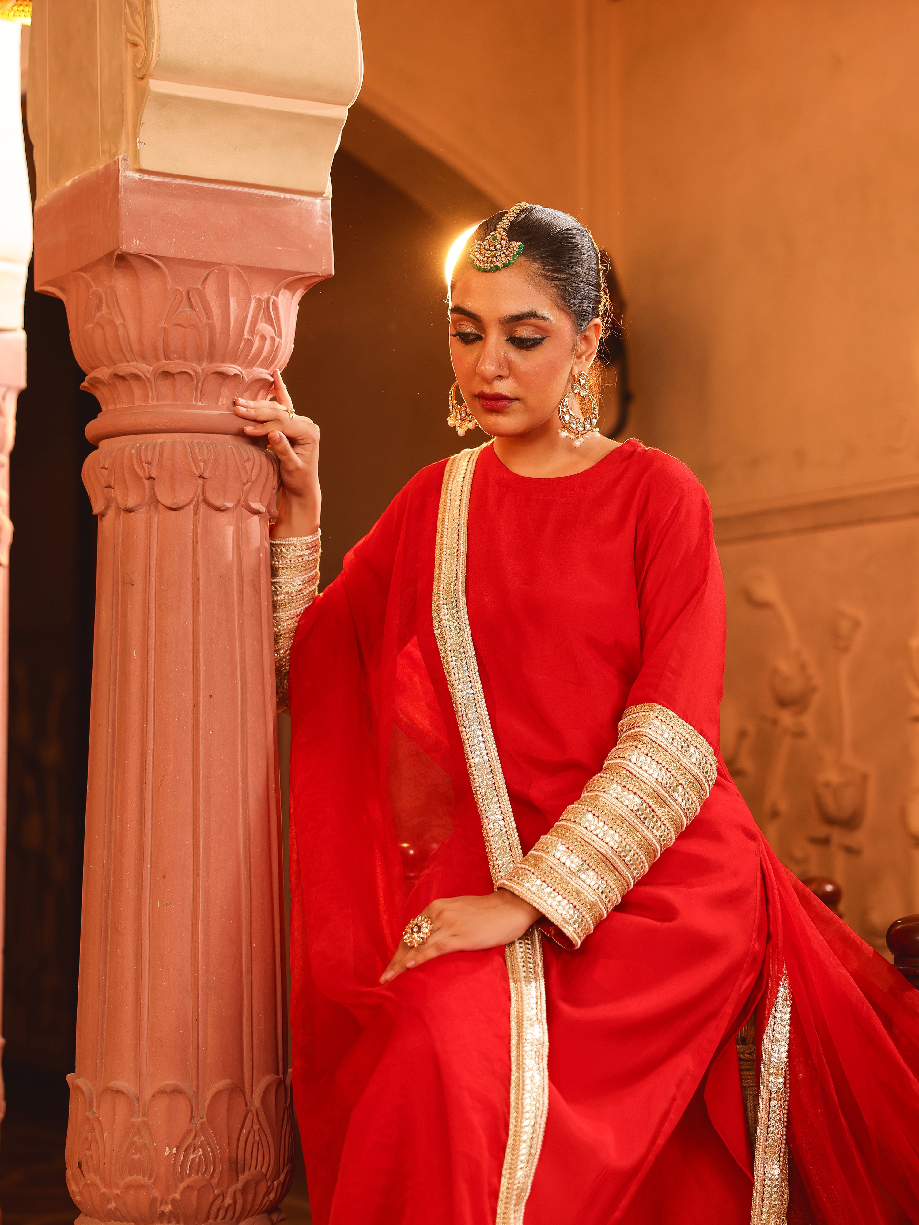 Ameya Solid Muslin Suit Set
