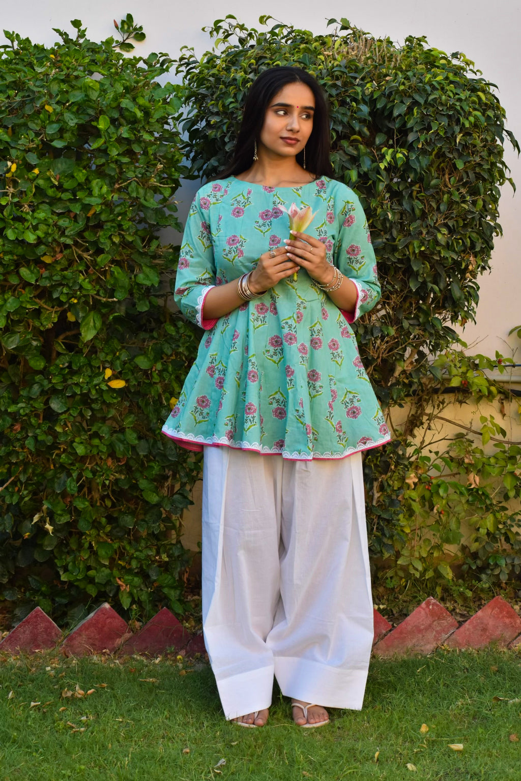 Hansika Handblock Cotton Farshi Set