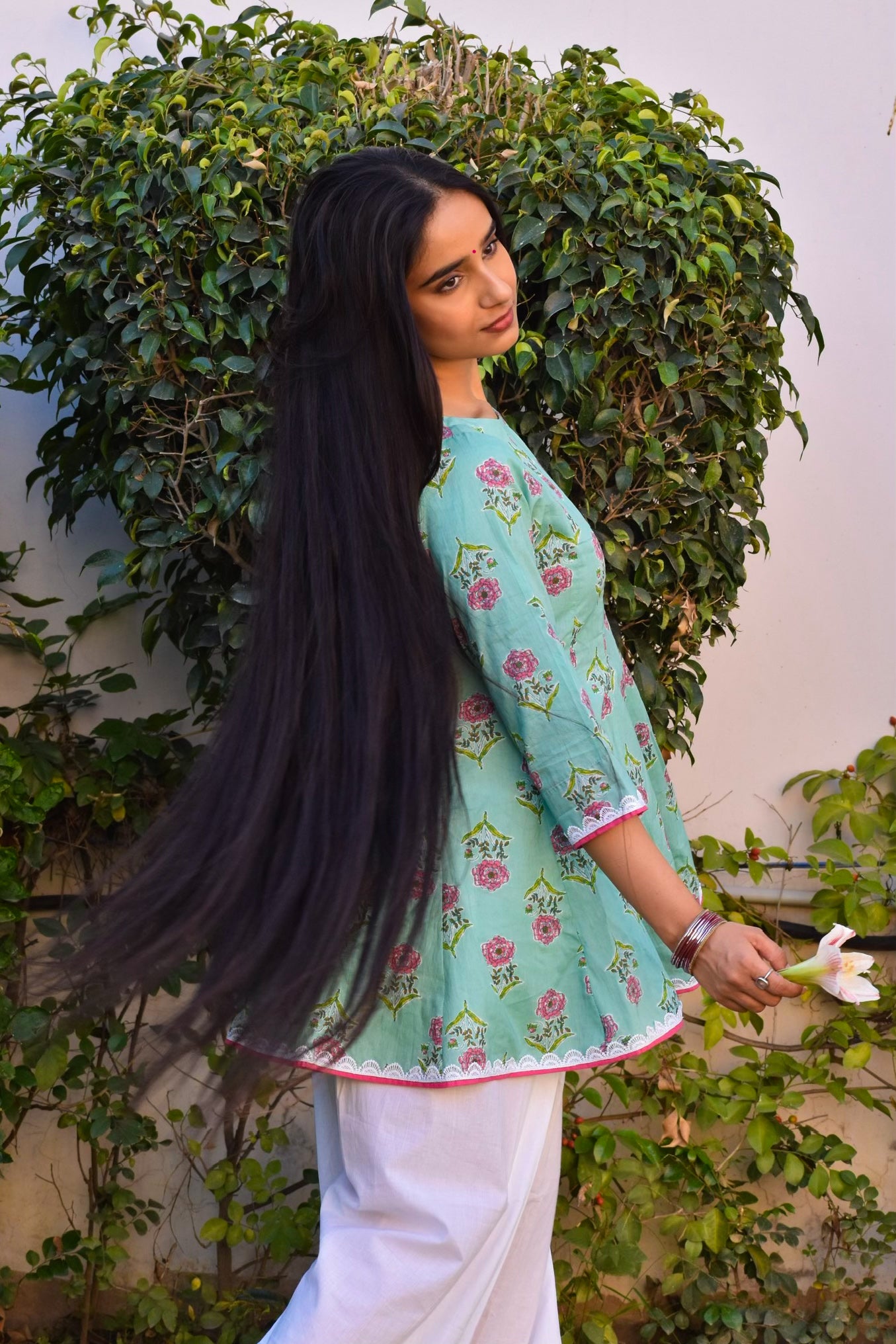 Hansika Handblock Cotton Farshi Set