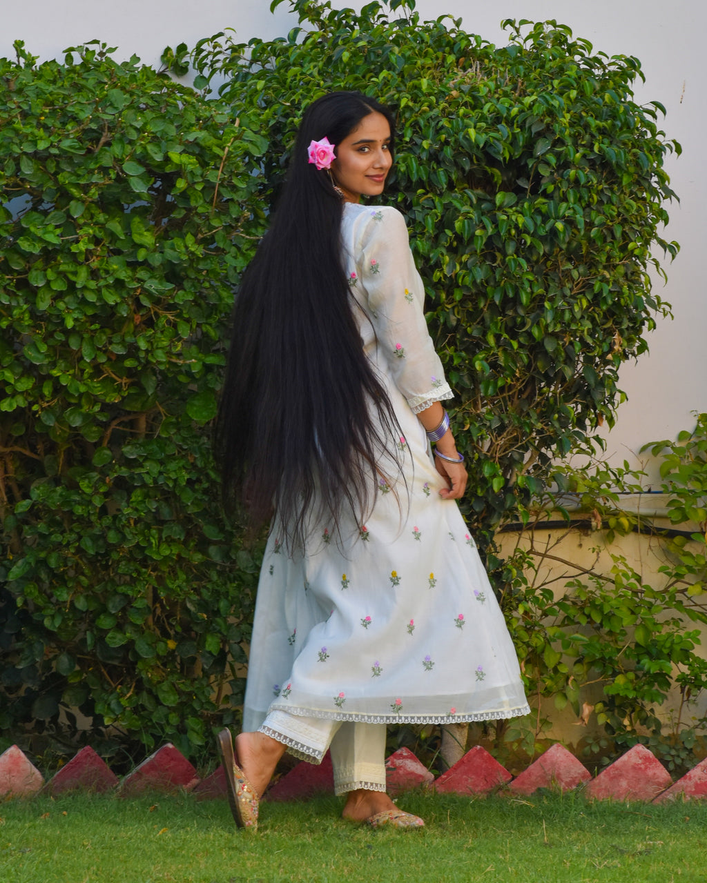 Navya Embroidered Chanderi Kurta Set