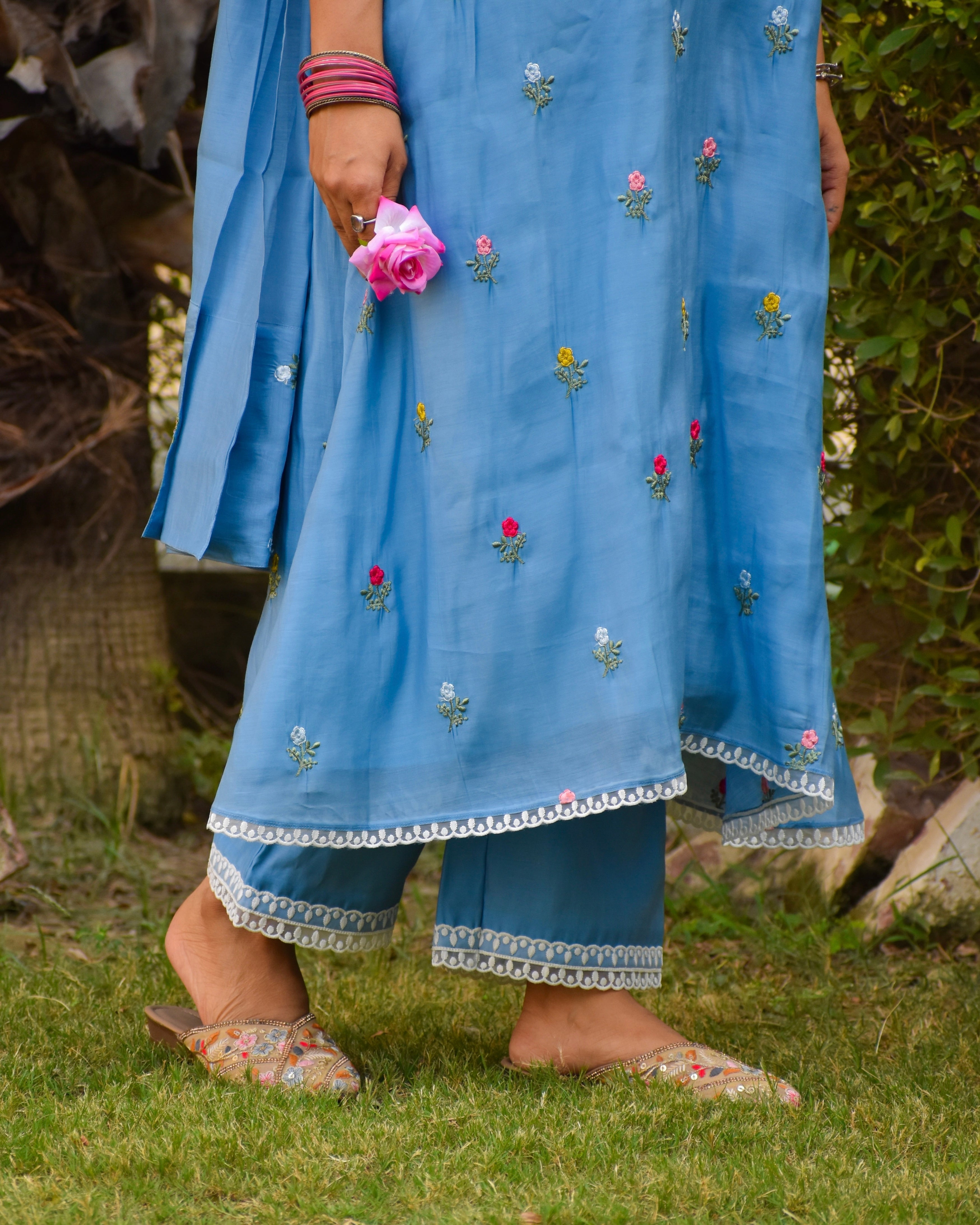 Chakor Embroidered Chanderi Kurta Set With Dupatta