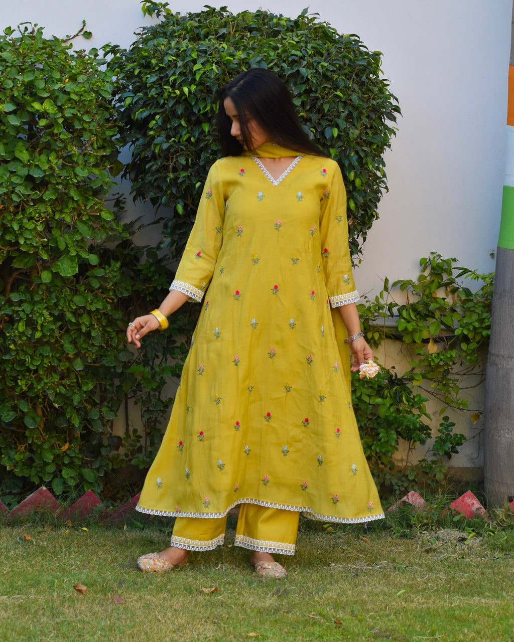 Abeer Embroidered Chanderi Kurta Set With Dupatta