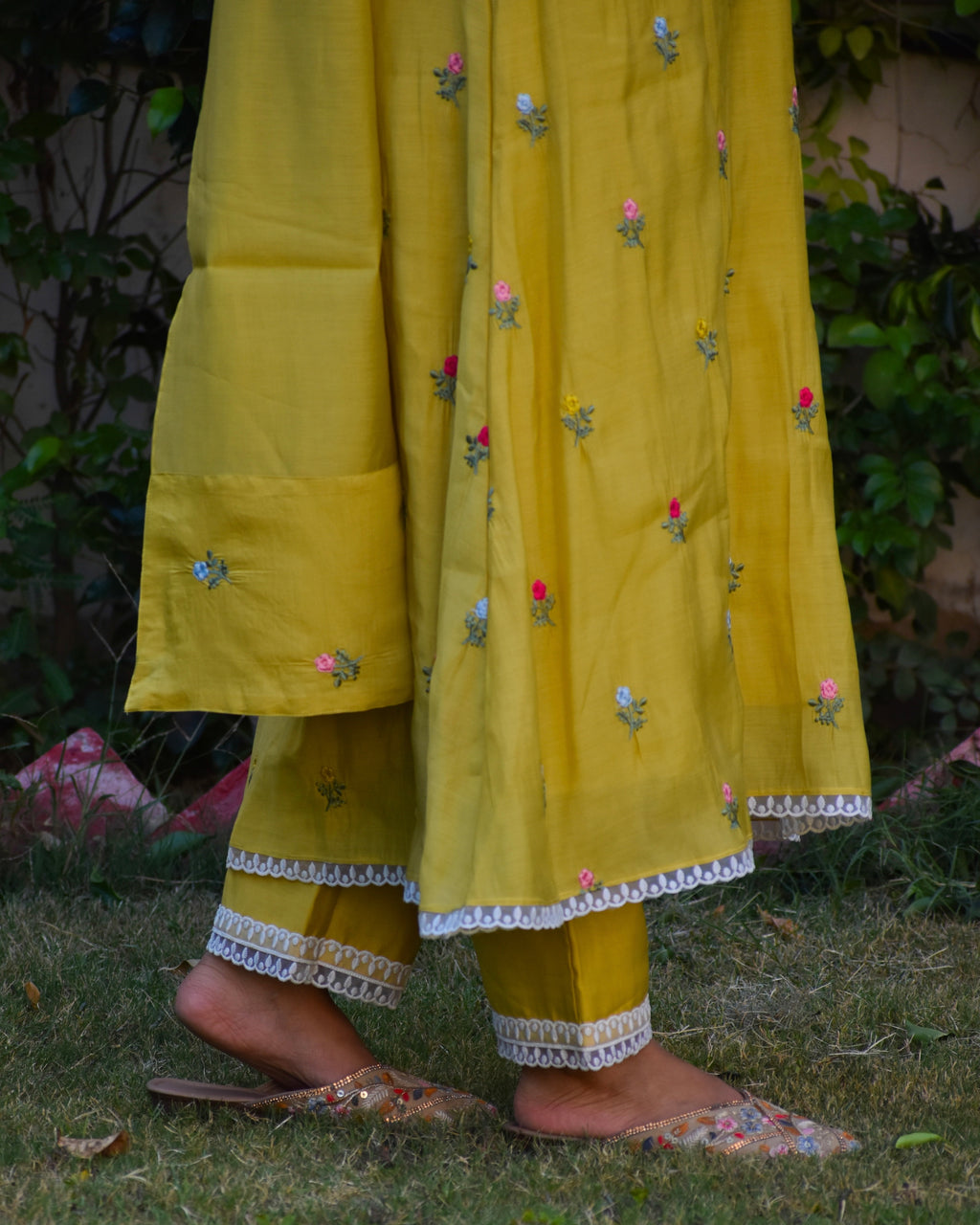 Abeer Embroidered Chanderi Kurta Set With Dupatta