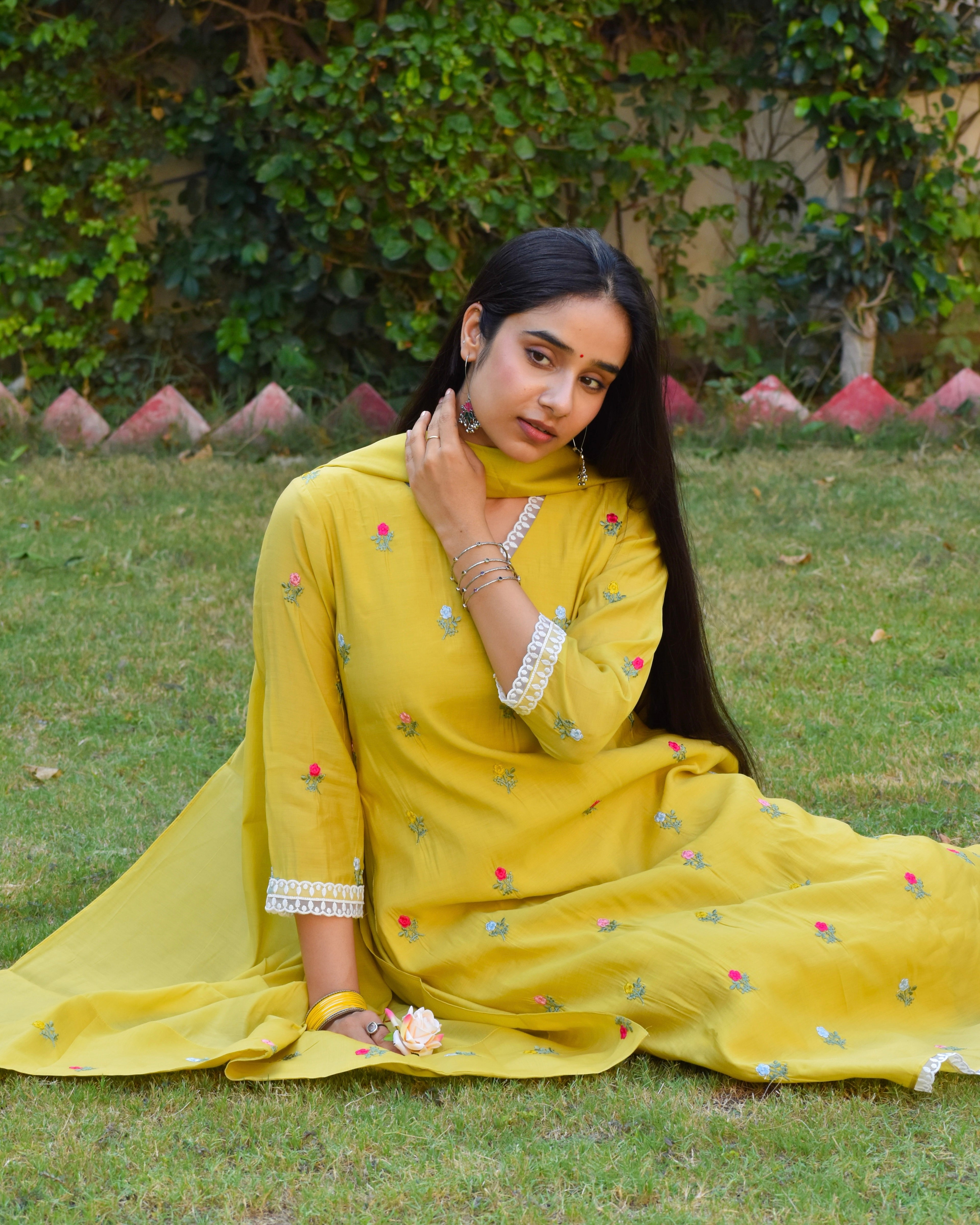 Abeer Embroidered Chanderi Kurta Set With Dupatta